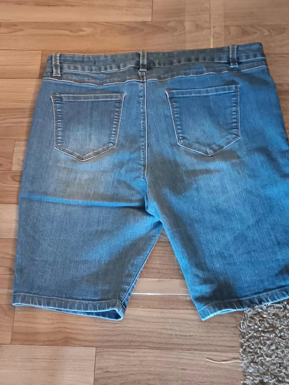 Casual Blue Denim Shorts - Picture 2 of 3
